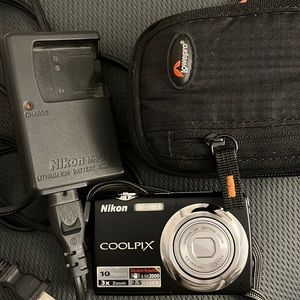 Nikon Coolpix S220 with Lowepro Case